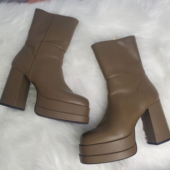 H&M Platform Heeled Boots - Picture 2 of 10